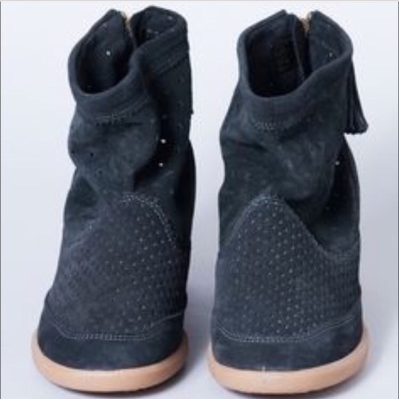 isabel marant tassel boots